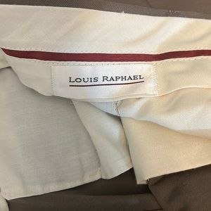 Like new Louis Raphael pleated dress pants 34x32